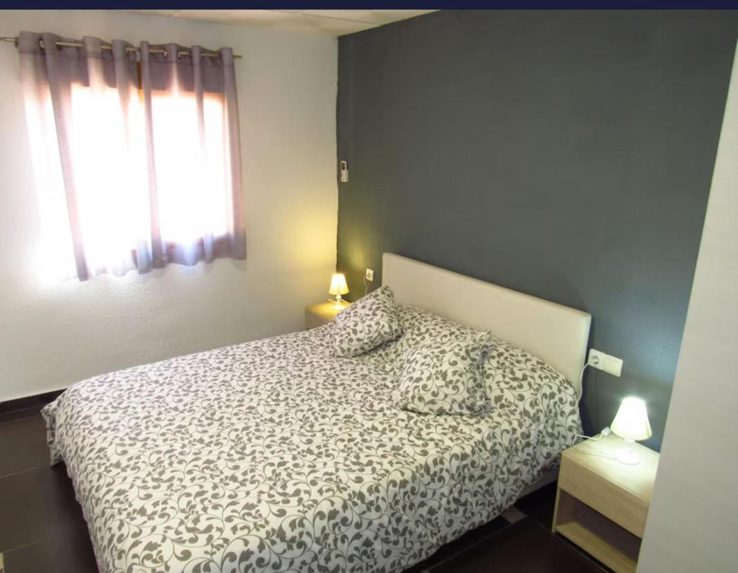 Hotel Restaurant Cau Blanch Useras ภายนอก รูปภาพ