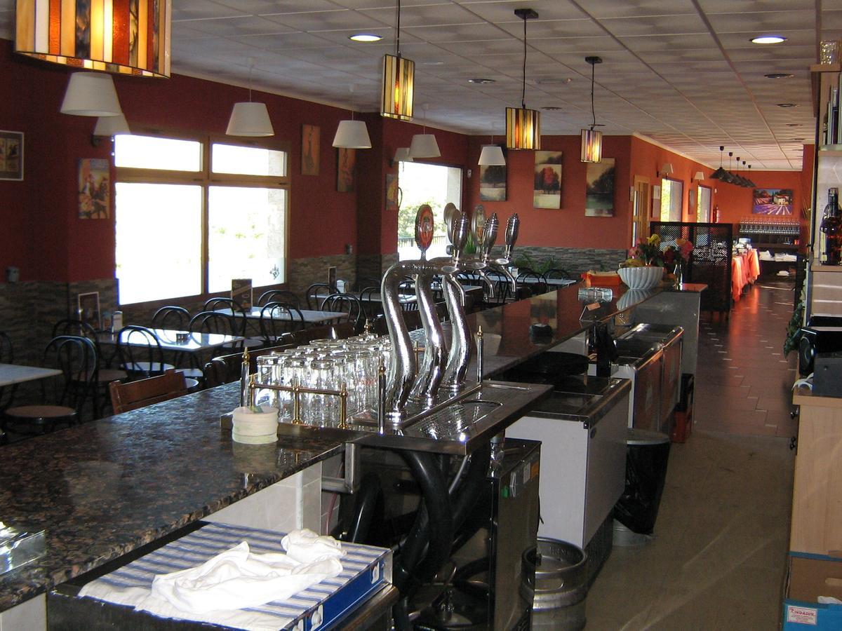 Hotel Restaurant Cau Blanch Useras ภายนอก รูปภาพ