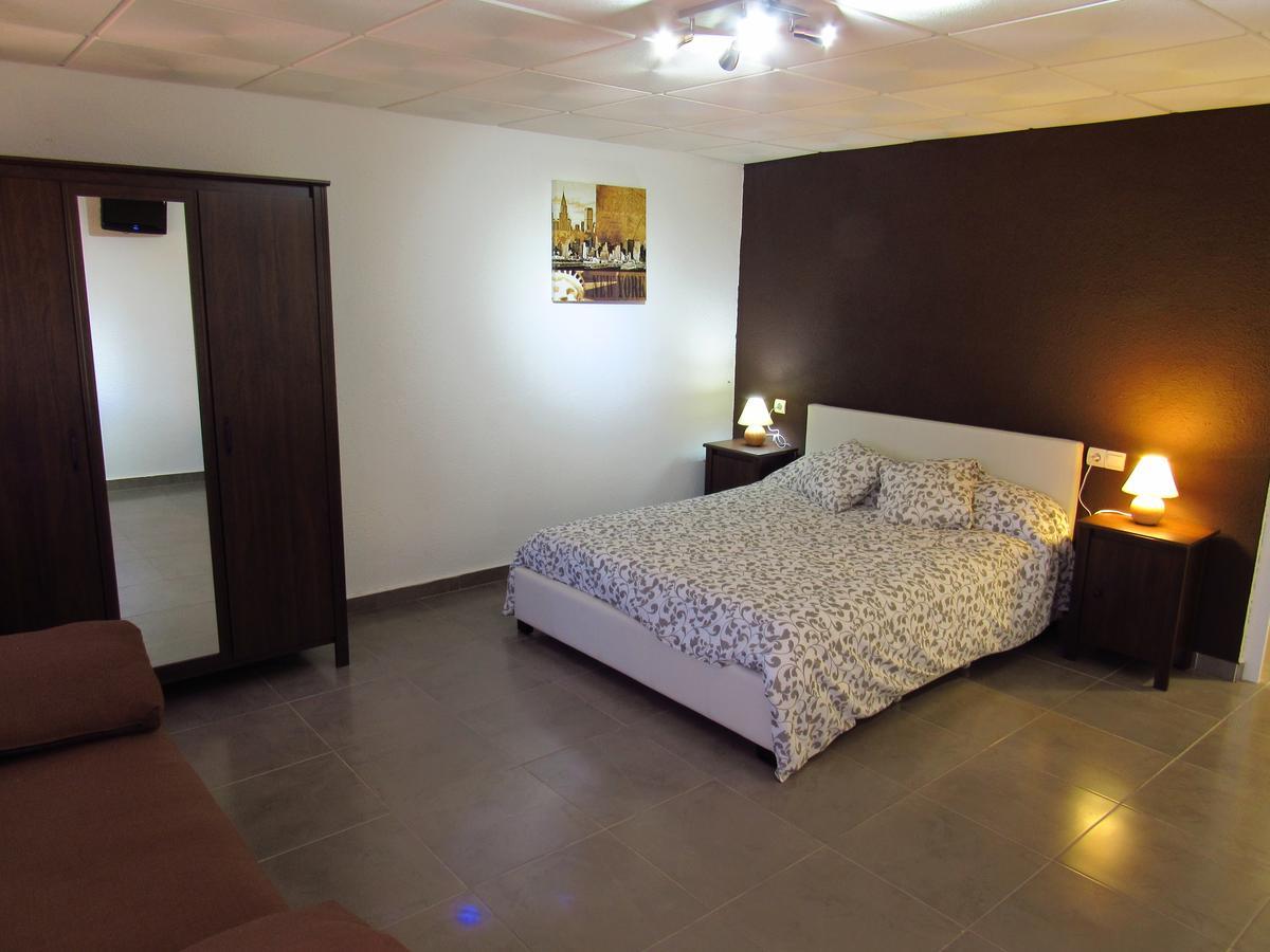 Hotel Restaurant Cau Blanch Useras ภายนอก รูปภาพ